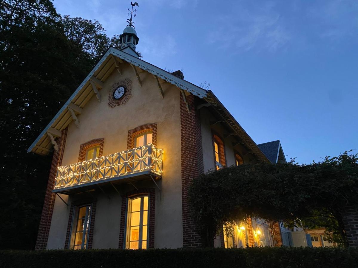 Holiday home La Maison Du Cavalier, Chateau De Lavenue