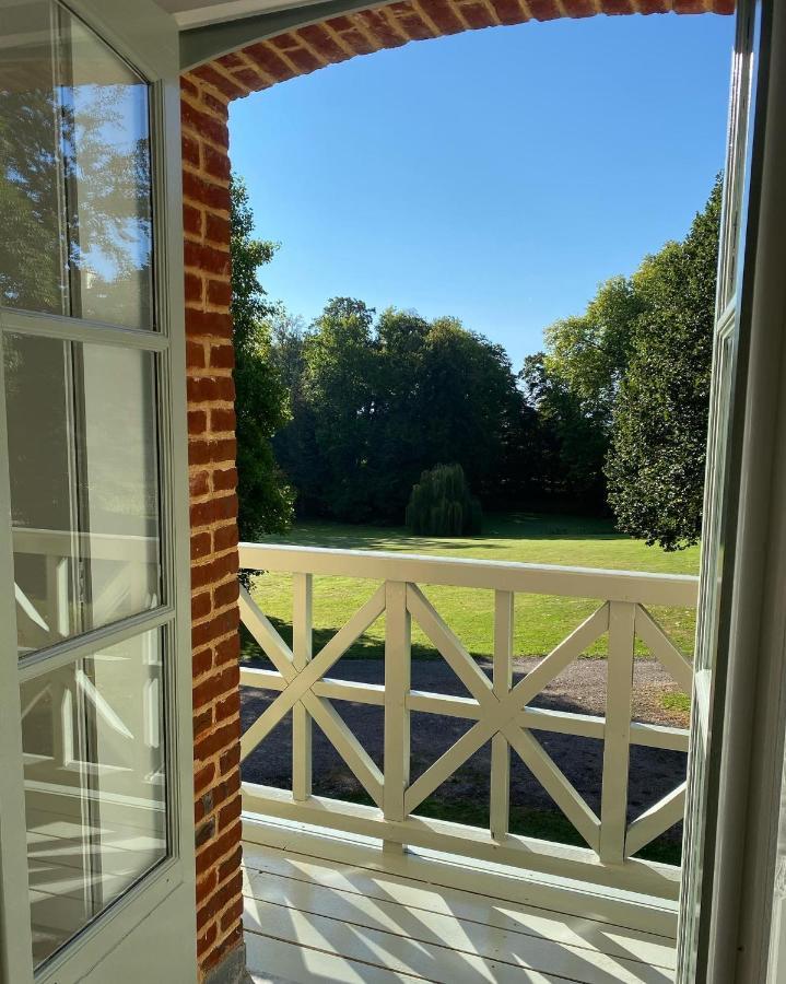 Holiday home La Maison Du Cavalier, Chateau De Lavenue Pierrefitte-en-Auge