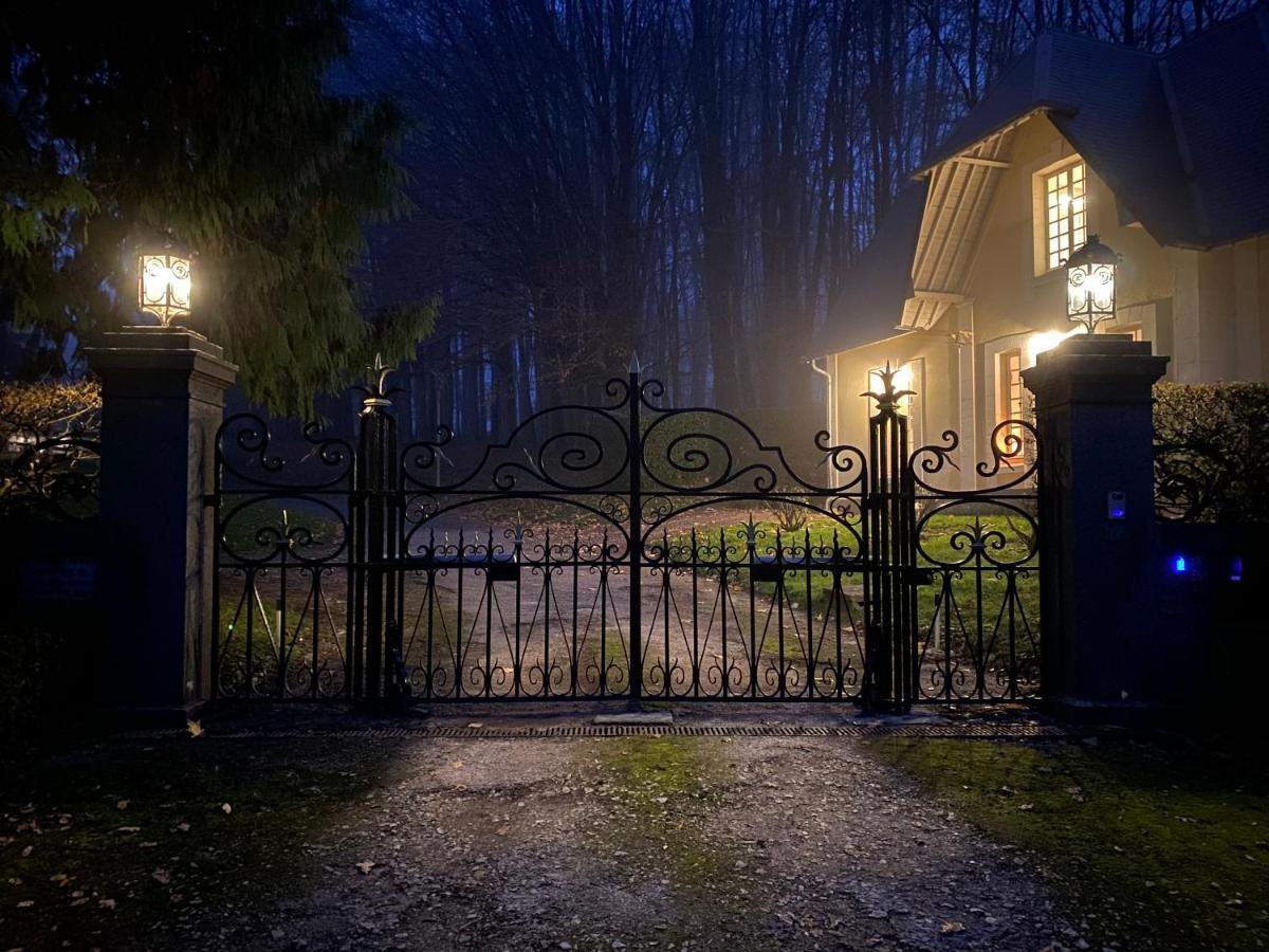 La Maison Du Cavalier, Chateau De Lavenue Holiday home *