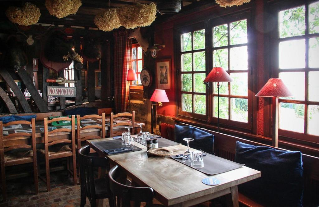 La Maison Du Cavalier, Chateau De Lavenue Holiday home