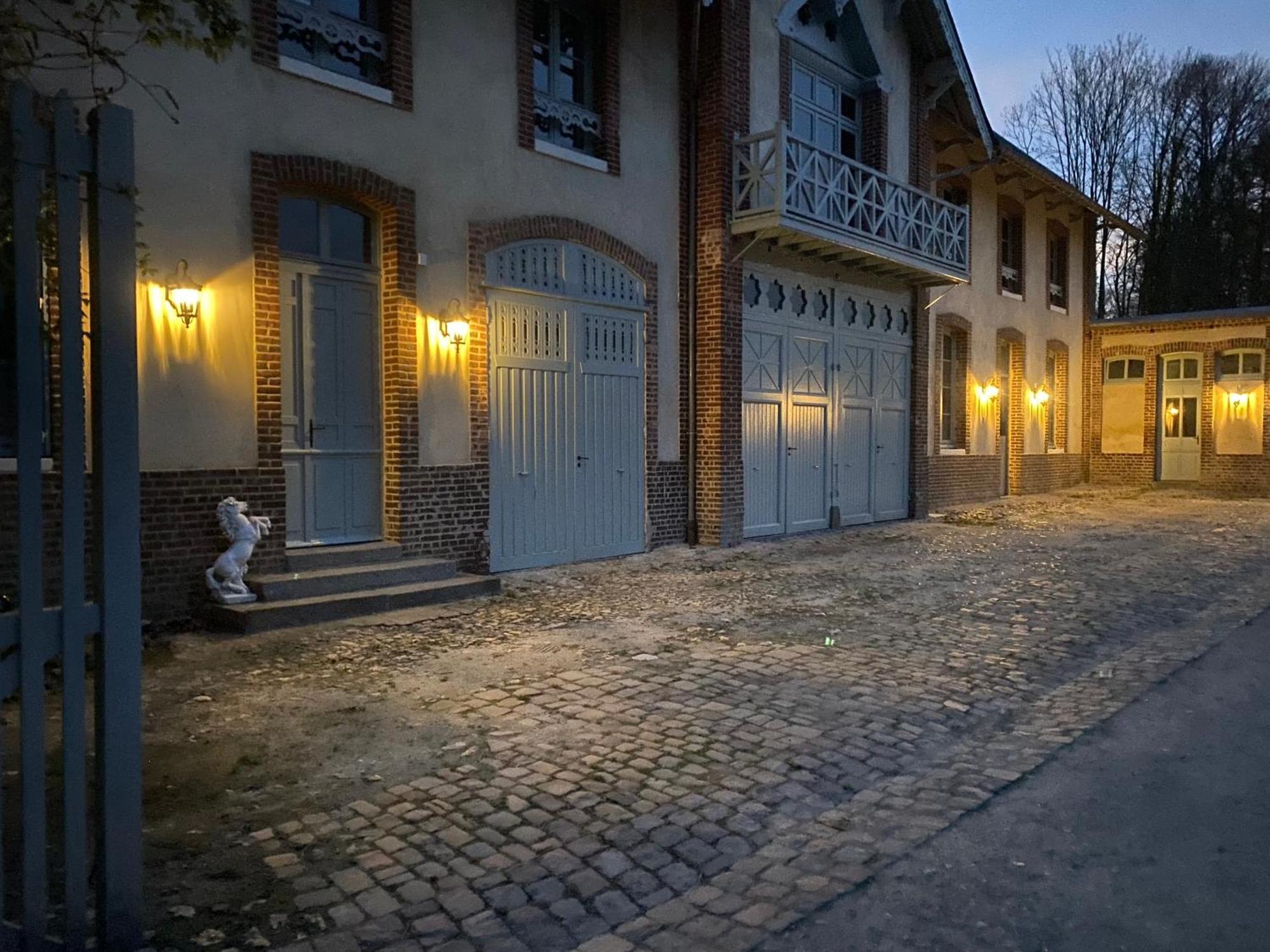 Holiday home La Maison Du Cavalier, Chateau De Lavenue Pierrefitte-en-Auge