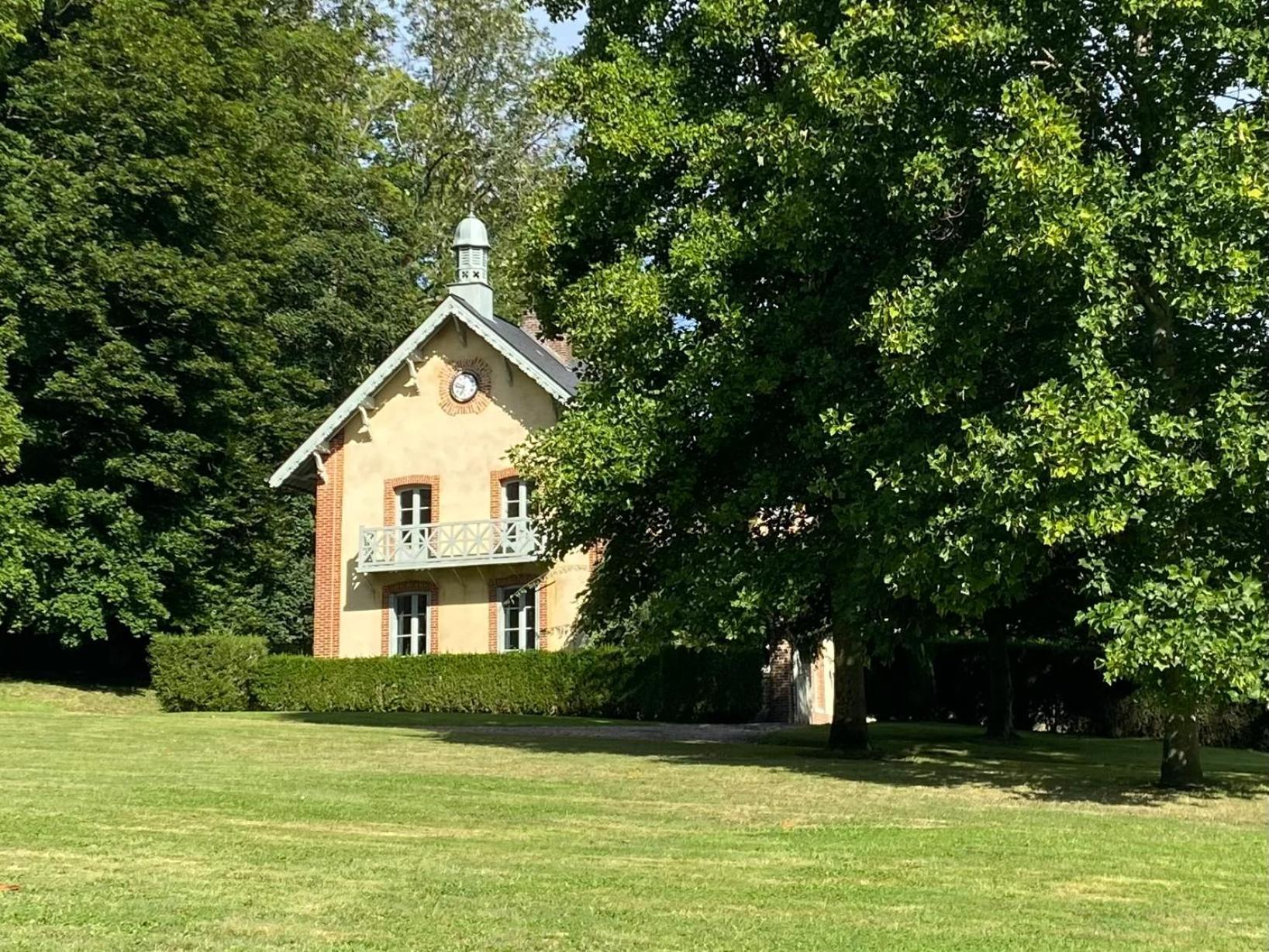 Holiday home La Maison Du Cavalier, Chateau De Lavenue
